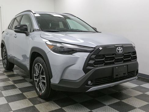New 2026 Toyota Corolla Cross XLE image 2