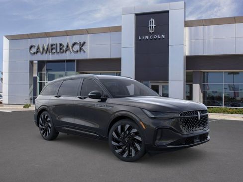 New 2026 Lincoln Nautilus Reserve image 7