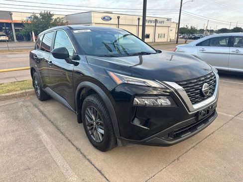Used 2021 Nissan Rogue S FWD image 3