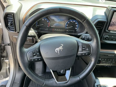 Used 2023 Ford Bronco Sport Outer Banks w/ Tech Package AWD/4WD image 13