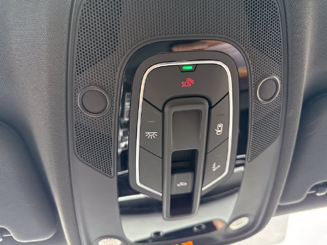Used 2025 Audi S6 Premium Plus AWD/4WD image 42
