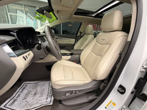 Used 2021 Cadillac XT5 Premium Luxury AWD/4WD image 10
