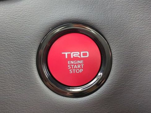 New 2026 Toyota Tundra Platinum AWD/4WD image 17