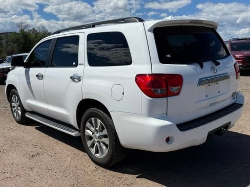 Used 2017 Toyota Sequoia Limited w/ Safety & Convenience Package AWD/4WD image 3