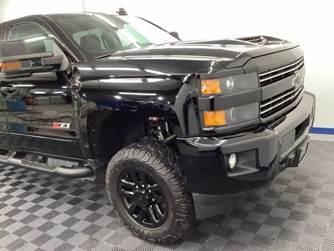 Used 2019 Chevrolet Silverado 2500 LTZ w/ Duramax Plus Package image 22