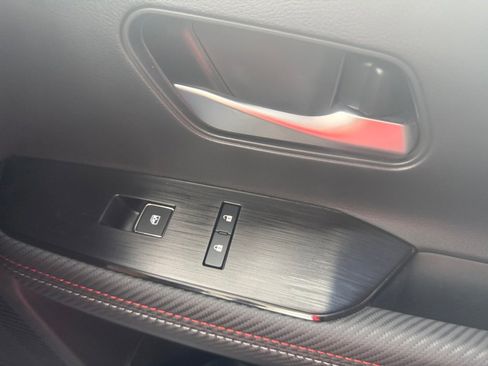 Used 2025 Nissan Kicks SR image 35