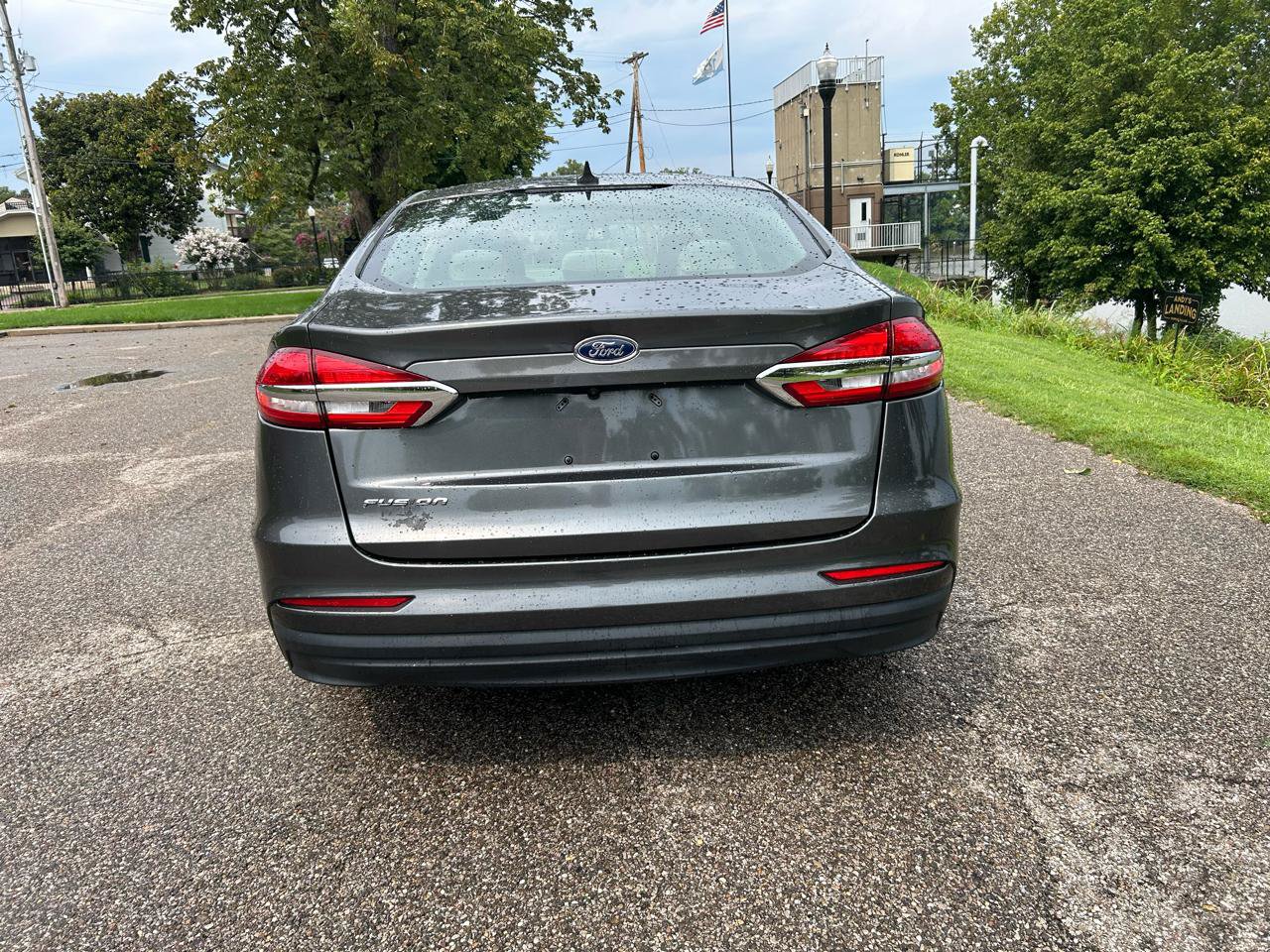Used 2020 Ford Fusion S FWD image 4