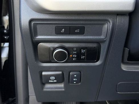 Used 2024 Ford Expedition Max XLT AWD/4WD image 23
