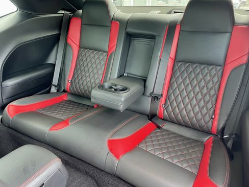 Used 2021 Dodge Challenger SRT Hellcat RWD image 28