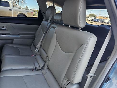 Used 2014 Toyota Prius V Three image 13