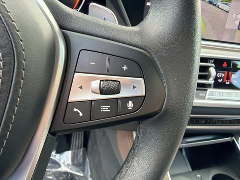 Used 2022 BMW X5 xDrive40i w/ Premium Package AWD/4WD image 26