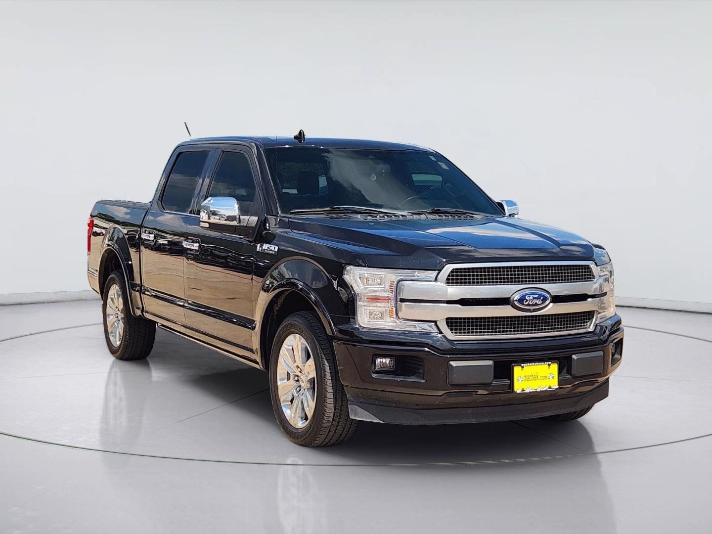 Used 2019 Ford F150 Platinum w/ Equipment Group 701A Luxury RWD image 3