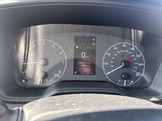 Used 2025 Toyota Corolla LE FWD image 9