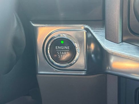 Used 2021 Ford F150 Lariat AWD/4WD image 34
