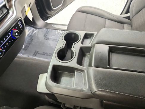 Used 2022 Chevrolet Silverado 1500 LT image 28