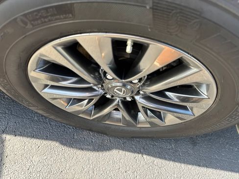 Used 2019 Lexus GX 460 Luxury AWD/4WD image 6