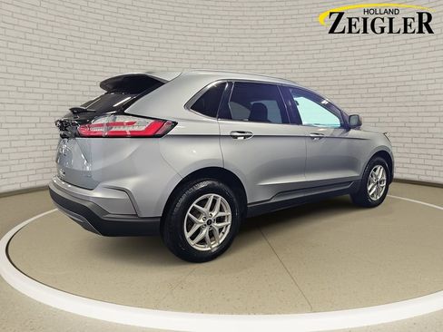 Used 2024 Ford Edge SEL w/ Convenience Package AWD/4WD image 5