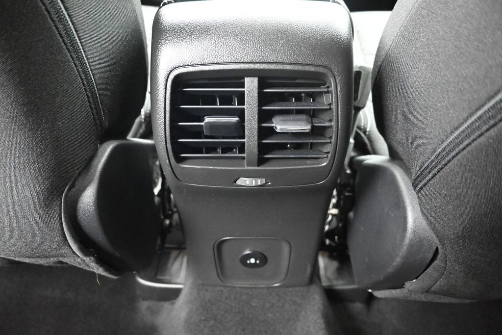 Used 2025 Ford Escape Active AWD/4WD image 27