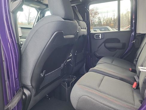 New 2026 Jeep Wrangler Unlimited Rubicon image 13