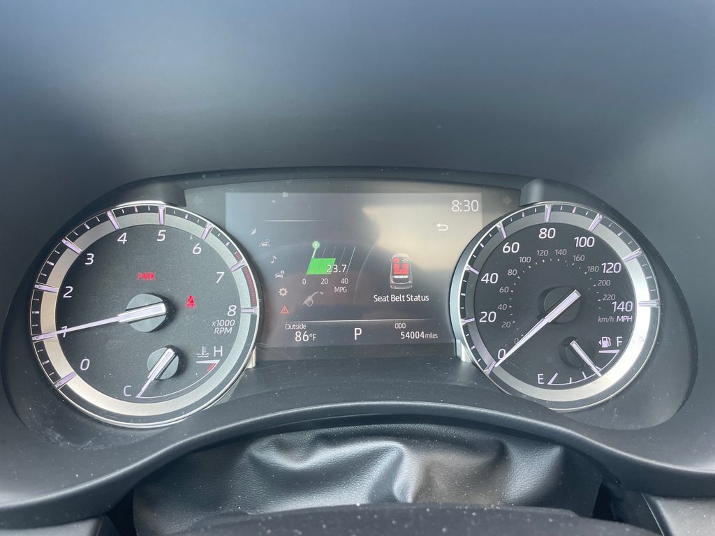 Used 2022 Toyota Highlander XLE AWD/4WD image 13