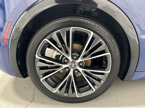 Used 2025 Toyota Prius XLE image 66