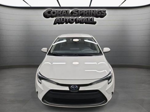 Used 2024 Toyota Corolla LE image 2