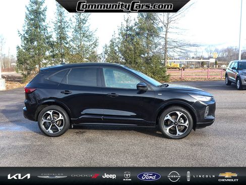 Certified 2023 Ford Escape ST-Line Select w/ Tech Pack #2 image 8