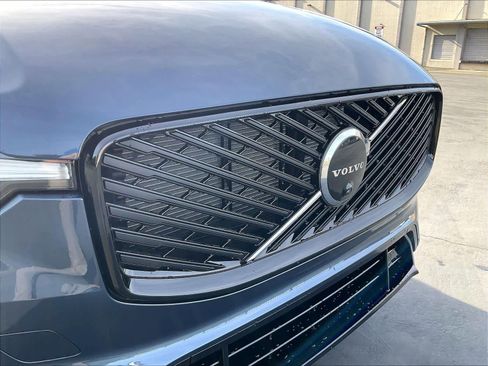 New 2026 Volvo XC60 T8 Plus w/ Protection Package Premier image 33