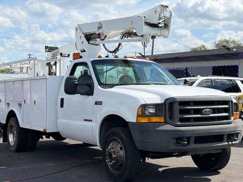 Used 2000 Ford F550 2WD Regular Cab Super Duty image 3