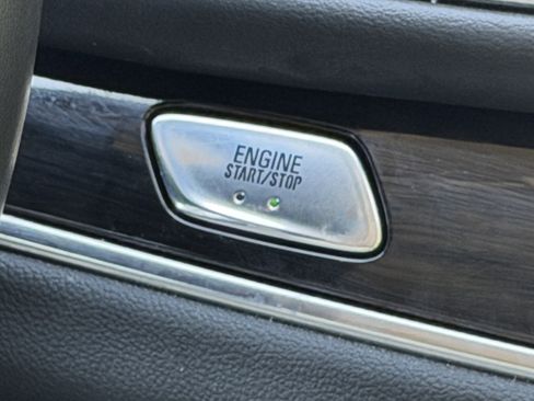 Used 2024 Buick Enclave Essence w/ Experience Buick Package image 15