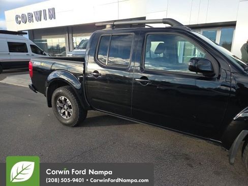 Used 2015 Nissan Frontier PRO-4X w/ Pro-4x Luxury Package image 9