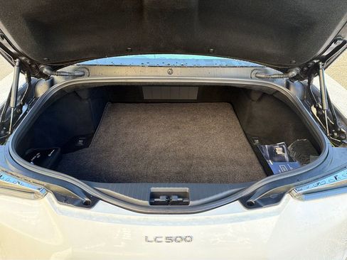 Used 2018 Lexus LC 500 Coupe w/ Sport Package image 17