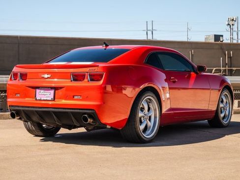 Used 2010 Chevrolet Camaro SS w/ RS Package image 38