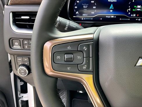 Used 2024 Chevrolet Tahoe High Country image 20