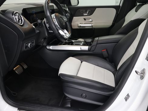 Used 2022 Mercedes-Benz GLB 35 AMG 4MATIC image 8