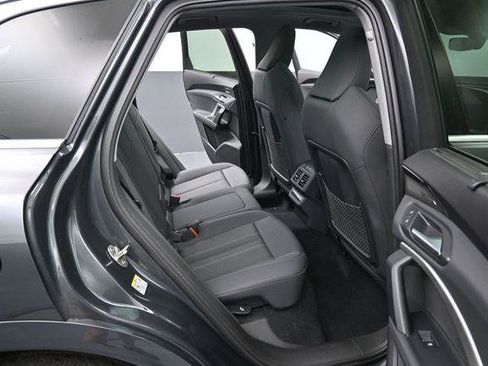 Used 2025 Audi Q5 Premium Plus w/ Premium Plus AWD/4WD image 34