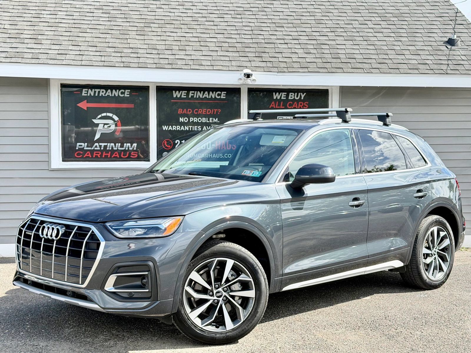 Used 2021 Audi Q5 2.0T Premium w/ Convenience Package AWD/4WD image 1