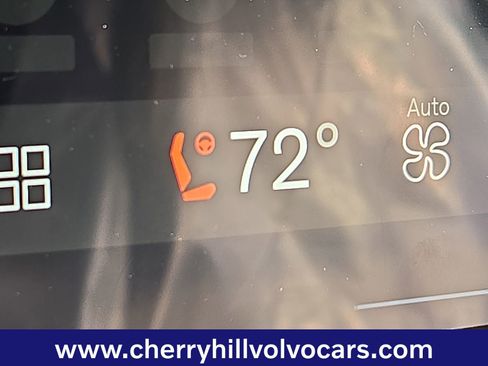 New 2026 Volvo XC90 B6 Plus w/ Protection Package Premier image 17