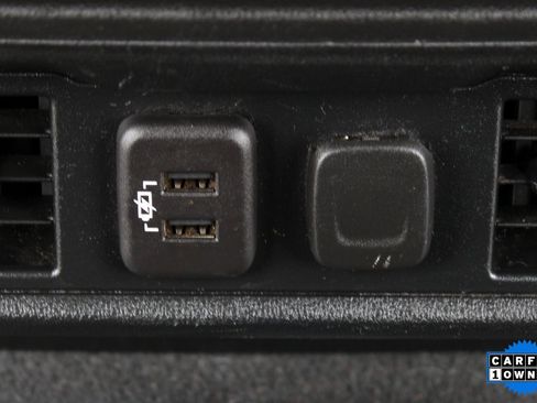 Used 2022 GMC Sierra 1500 SLT w/ X31 Off-Road Package image 33