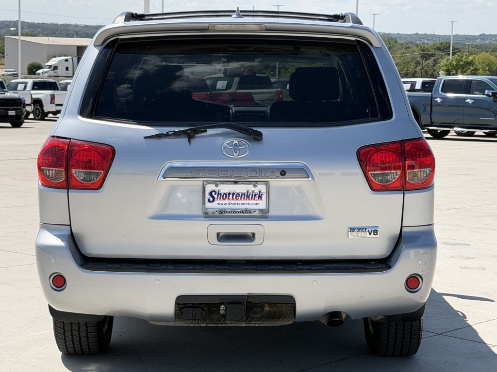 Used 2016 Toyota Sequoia Limited w/ Safety & Convenience Package RWD image 5