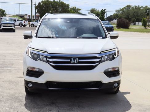 Used 2018 Honda Pilot Touring image 4