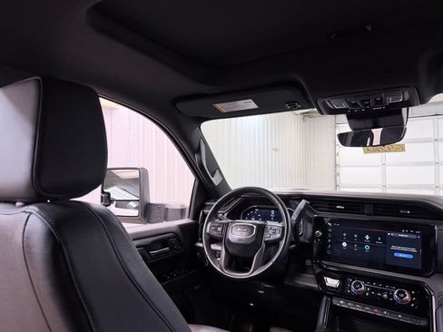Used 2024 GMC Sierra 2500 AT4 w/ AT4 Premium Plus Package AWD/4WD image 30