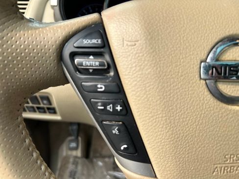 Used 2011 Nissan Murano SL w/ Navigation Pkg AWD/4WD image 18