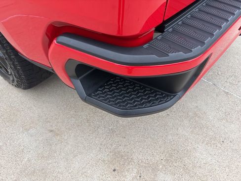 Used 2020 Chevrolet Silverado 1500 Custom w/ Custom Value Package image 18