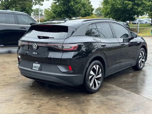 Used 2025 Volkswagen ID.4 Pro image 8