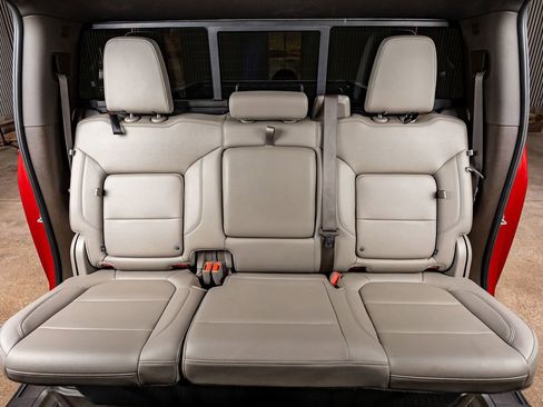 Used 2023 GMC Sierra 3500 SLT w/ SLT Premium Package image 35