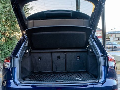 Used 2023 Audi Q4 e-tron Premium Plus w/ Premium Plus image 25