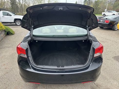 Used 2013 Hyundai Elantra Limited FWD image 6