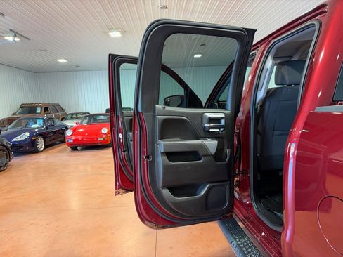 Used 2017 Chevrolet Silverado 1500 LT w/ All Star Edition image 15