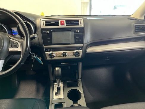 Used 2016 Subaru Legacy 2.5i Premium w/ Moonroof Package AWD/4WD image 20